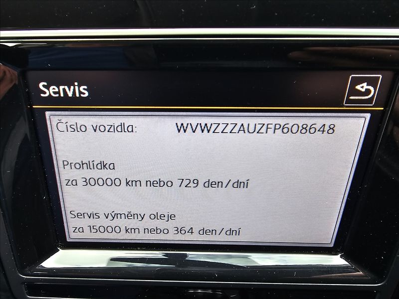 Volkswagen Golf VII 1,4TSi 92KW CUP NAVI - fotka 19 z 46