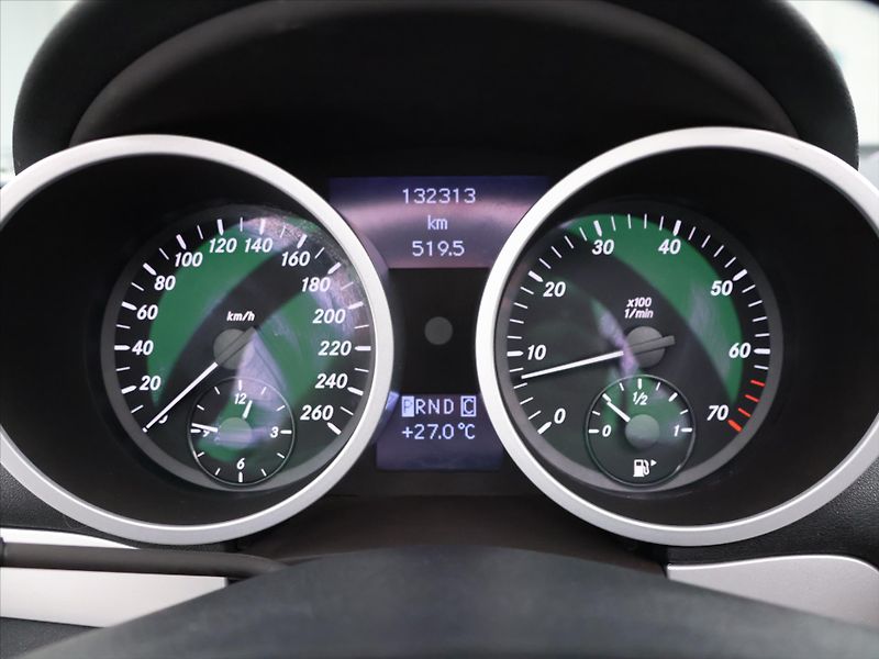 Mercedes-Benz SLK 3.5 350 V6 200kW Serv.kniha - fotka 20 z 38