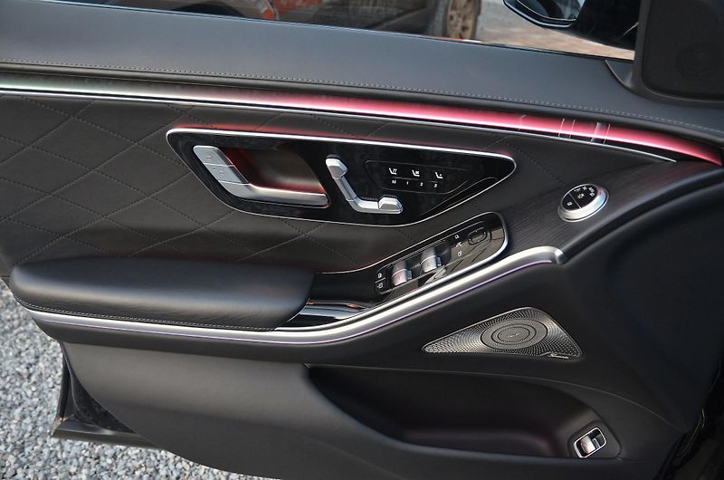 Mercedes-Benz Třídy S (2021) S 400d 4Matic AMG / ZÁRUKA - fotka 25 z 53