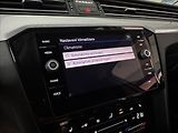 Volkswagen Passat 2,0 TDi  DSG Business IQ Light - náhled 38