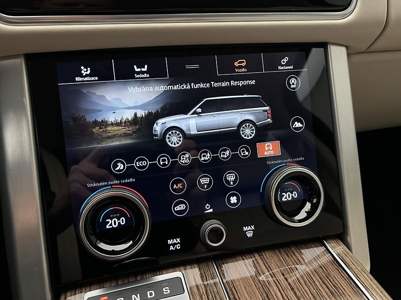 Land Rover Range Rover 4.4 SDV8 VOGUE AUT CZ - fotka 31 z 52