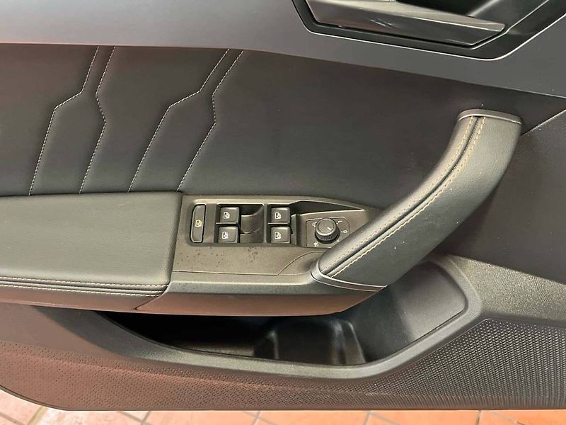 Cupra Formentor (2024) 1.5 TSI 110 kW DSG - fotka 12 z 20