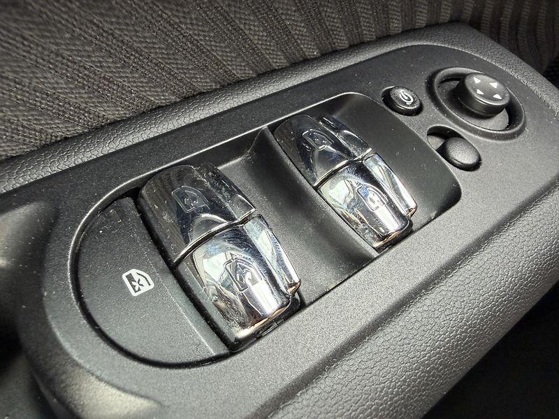 Mini Clubman 2.0 D LED NAVIGACE PANORAMA - fotka 16 z 43