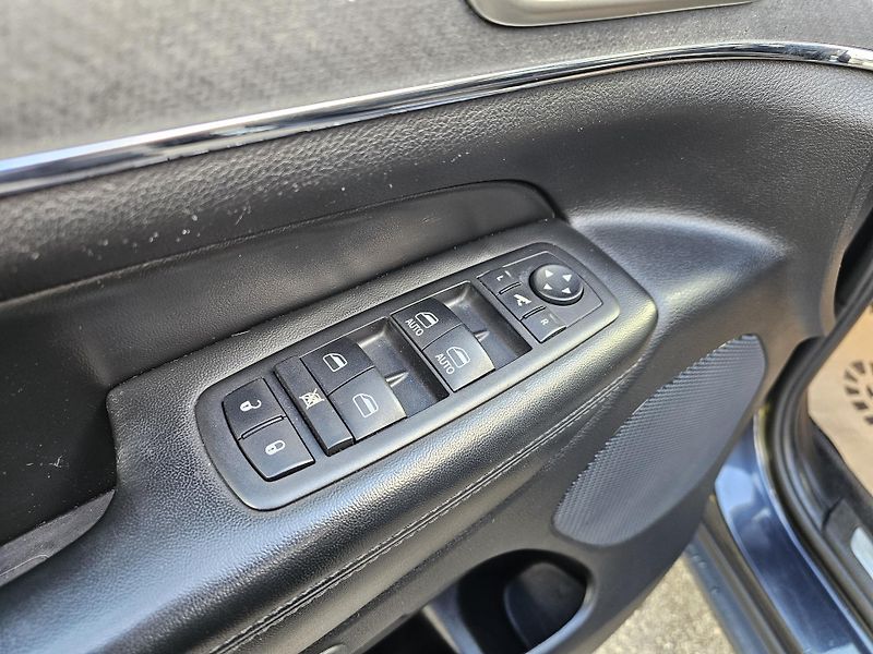 Jeep Grand Cherokee (2012) S-LIMITED 3.0 CRDi - fotka 10 z 21