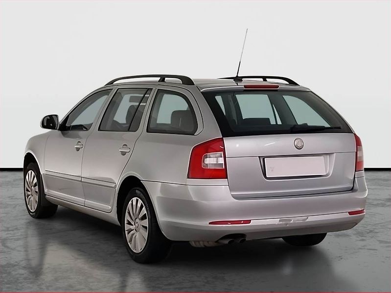 Škoda Octavia (2009) Ambiente 1.9 TDI 4x4, 4X4 - fotka 4 z 16