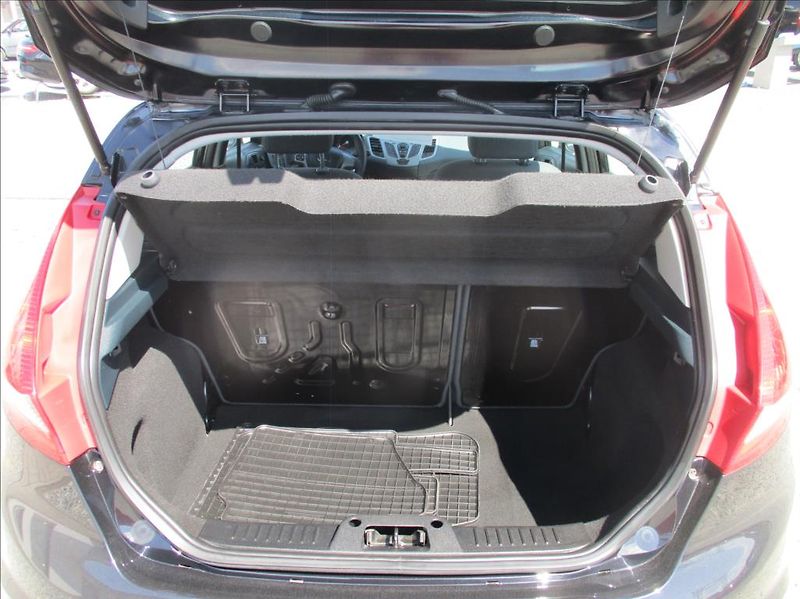 Ford Fiesta 1,2 i, klima, serv. kniha, - fotka 9 z 31