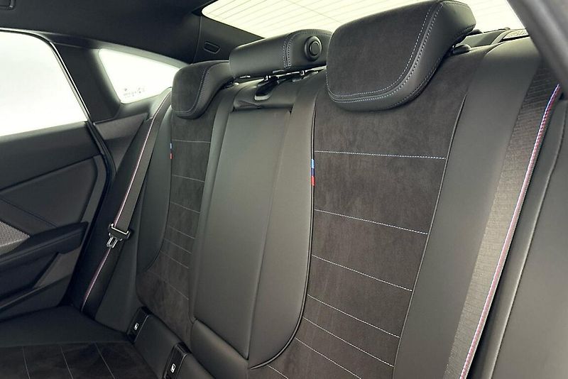 BMW Řada 2 220 Gran Coupe - fotka 8 z 23