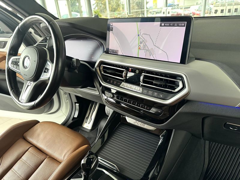 BMW X3 30d xDrive*M-SPORT*Laser*360°K - fotka 13 z 42