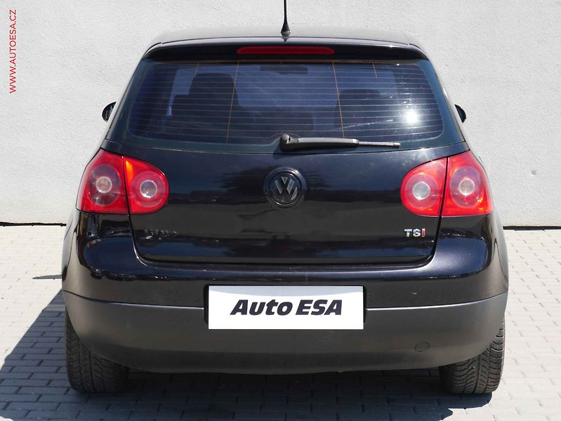 Volkswagen Golf (2006) 1.4TSi, Výhřev sed, temp - fotka 5 z 17