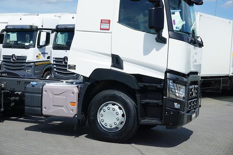 Renault (2018) C 520 / EURO 6 / ACC / 6 X 4 / - fotka 32 z 49