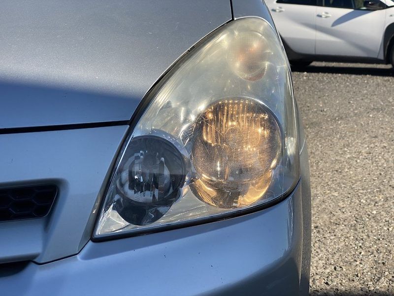 Toyota Corolla Verso 1.8i, ČR, automat, 2x kola - fotka 8 z 15
