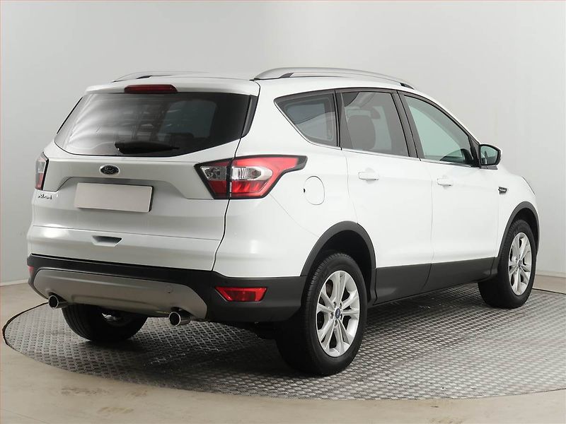 Ford Kuga (2019) 1.5 EcoBoost, ČR,1.maj - fotka 5 z 18