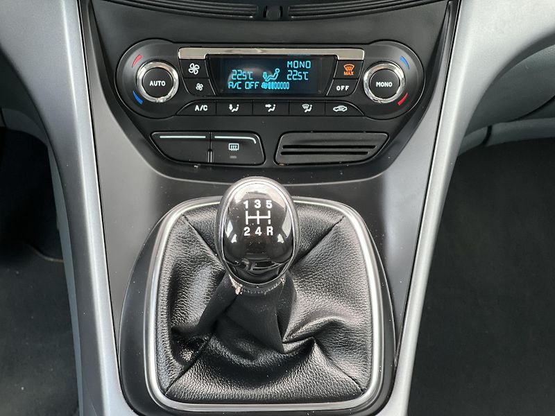 Ford C-MAX 1.6i 16v KLIMA KOUPENO V ČR - fotka 20 z 37