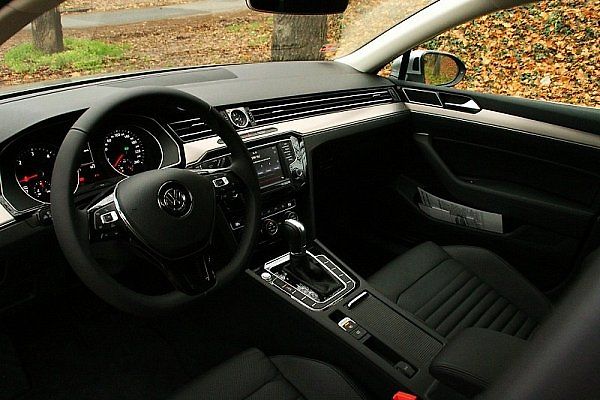 Volkswagen Passat.