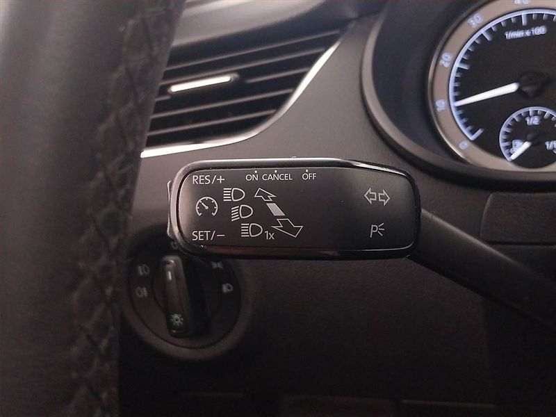 Škoda Octavia (2019) Style 1.5 TSI G-TEC, Automat - fotka 17 z 21