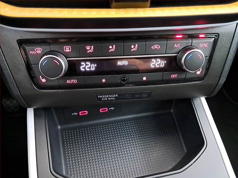 Seat Arona (2023) Style 1.0 TSI, ČR,1.maj - fotka 13 z 22