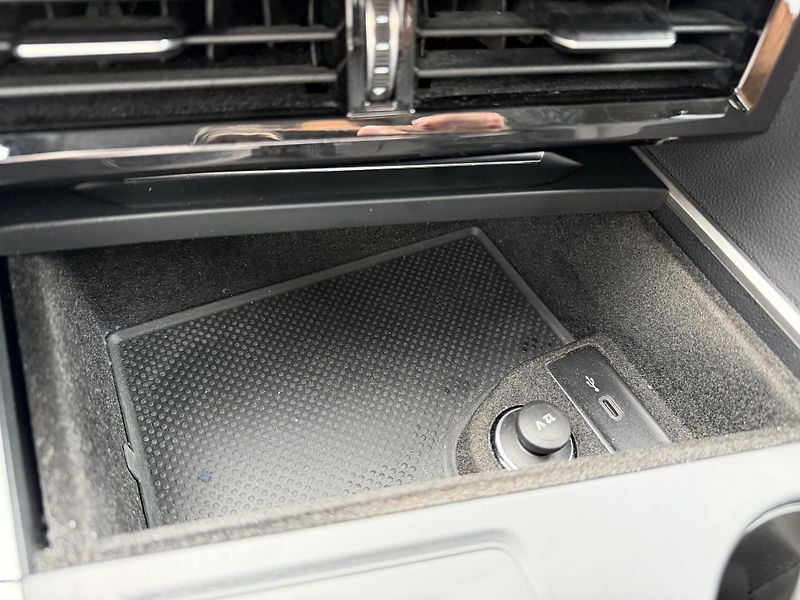 Volkswagen Touareg 3.0 TDI ČR DPH VZDUCH TAŽNÉ - fotka 23 z 36