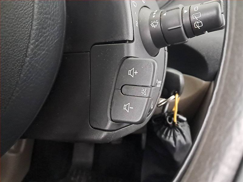 Renault Clio (2008) 1.2 16V , po STK, zamluveno - fotka 15 z 16
