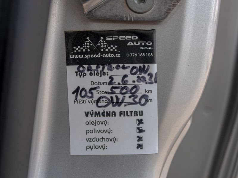 Ford Grand C-MAX (2017) 2.0TDCI 110KW 7sedadel – TAŽNÝ - fotka 42 z 47