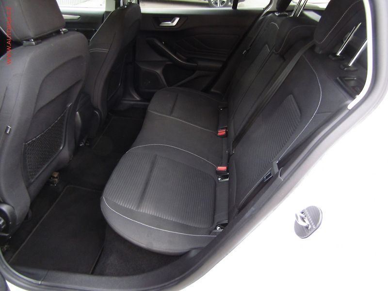 Ford Focus (2019) 2.0EB, ČR, AC, navi - fotka 10 z 18