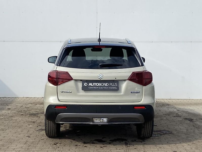 Suzuki Vitara 1.4 BoosterJet 81kW Premium - fotka 9 z 20