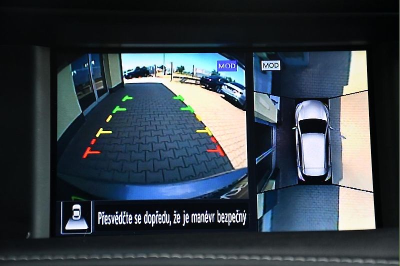 Mercedes-Benz GLA INFINITI QX30 220 CDI 4MATIC  - fotka 41 z 45