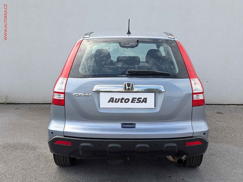 Honda CR-V (2007) 2.0i-VTEC 4x4, ČR, AT, park - fotka 5 z 15