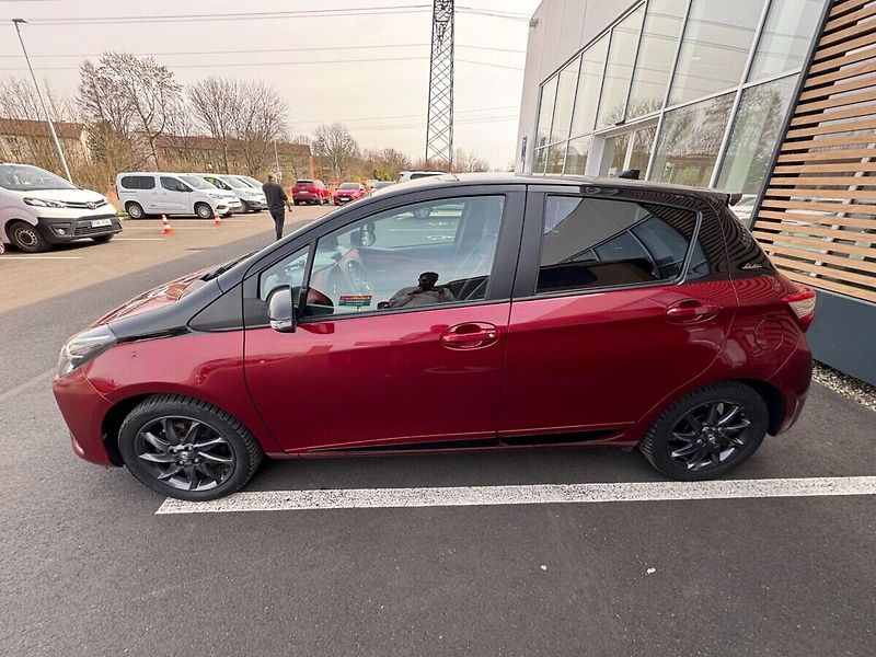 Toyota Yaris SELECTION - fotka 3 z 18
