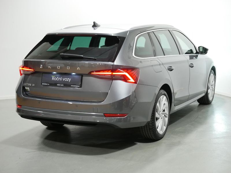 Škoda Octavia - fotka 2 z 21