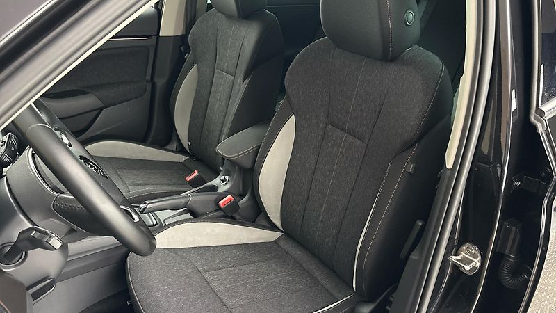 Škoda Scala 1.0 TSI Style - fotka 15 z 23
