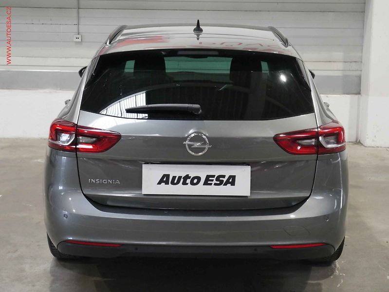 Opel Insignia (2019) 2.0 CDTI, 1.maj, AC, navi - fotka 5 z 19