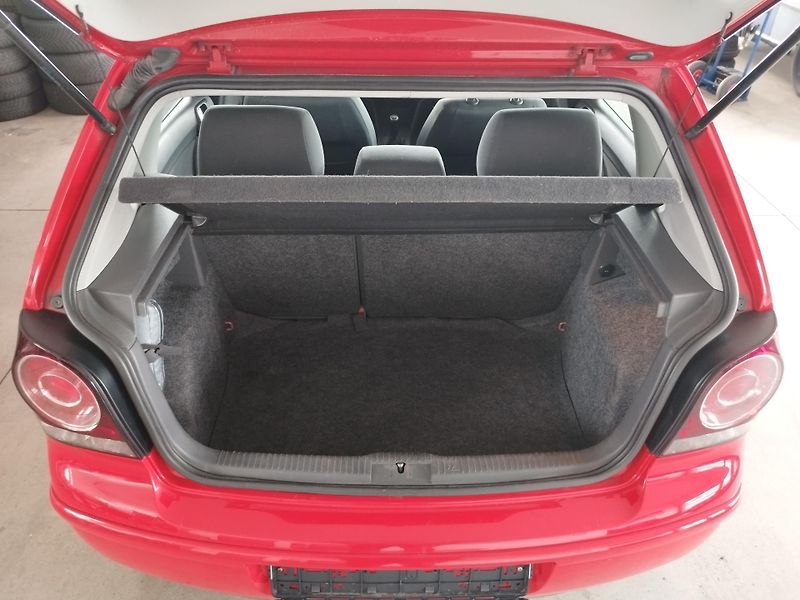 Volkswagen Polo (2007) 1,4i 59KW KLIMA CD EL.VÝ. SER. - fotka 9 z 38