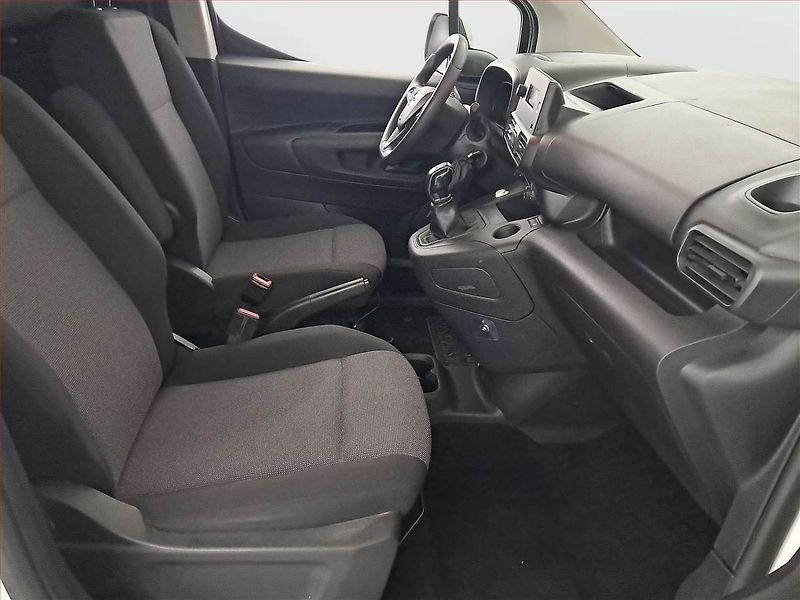 Opel Combo (2020) 1.5 CDTI, ČR, 1Maj - fotka 7 z 13