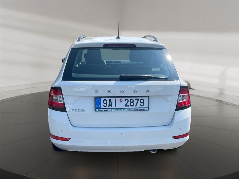 Škoda Fabia 1,0 TSI 70 Ambition - fotka 5 z 11