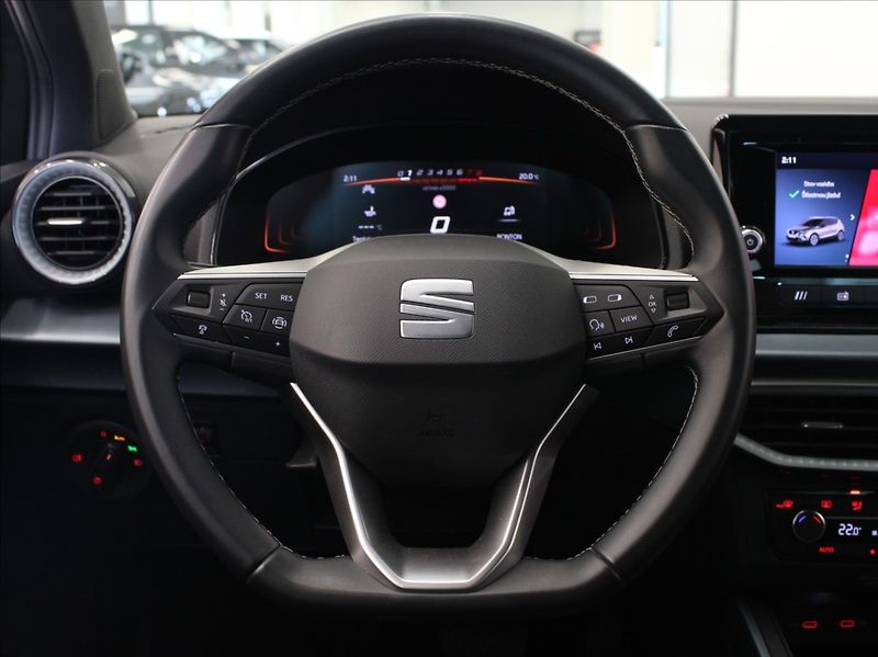 Seat Arona 1,0 TSi DSG Xperience 5L.Zár. - fotka 9 z 23