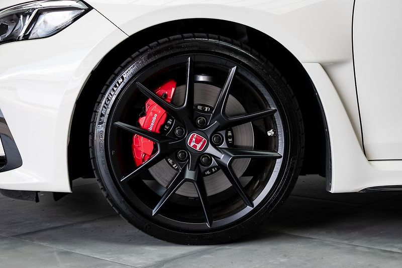 Honda Civic TYPE R 2.0 REZERVACE - fotka 37 z 48
