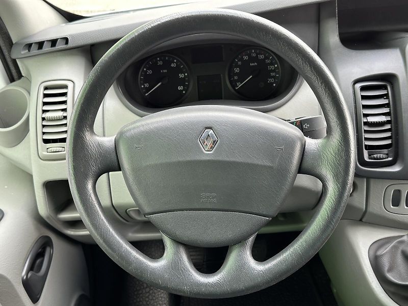 Renault Trafic 2.0dCi 90PS L1-H1 6RM CHLAĎÁK - fotka 22 z 27