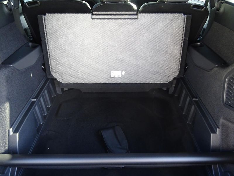Peugeot 5008 (2026) GT Hybrid 145k SUMMER BLUE - fotka 13 z 50
