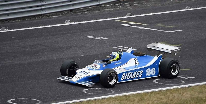 Lotus s Joaquinem Folchem za volantem.