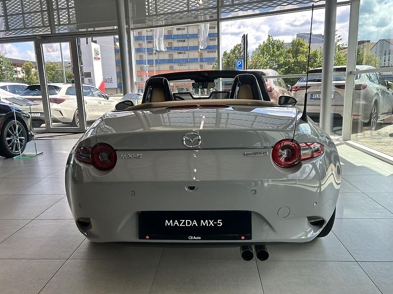 Mazda MX-5 (2026) 1.5L SKYACTIV G - fotka 8 z 20