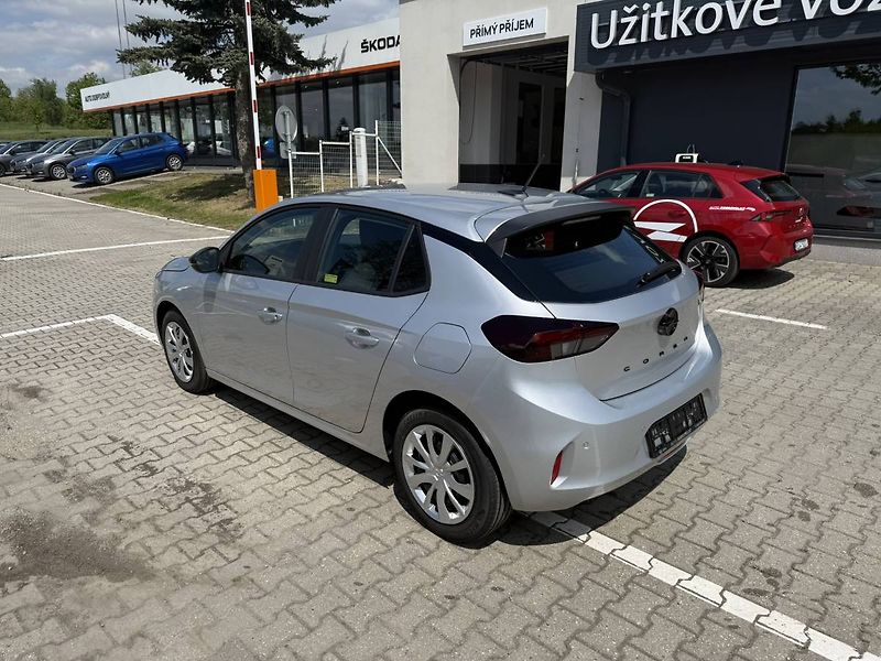 Opel Corsa Edition 1.2 TURBO (74kW/100k) - fotka 3 z 24