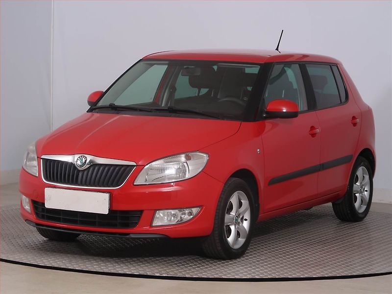 Škoda Fabia (2012) 1.2 TSI, Tempomat - fotka 2 z 15