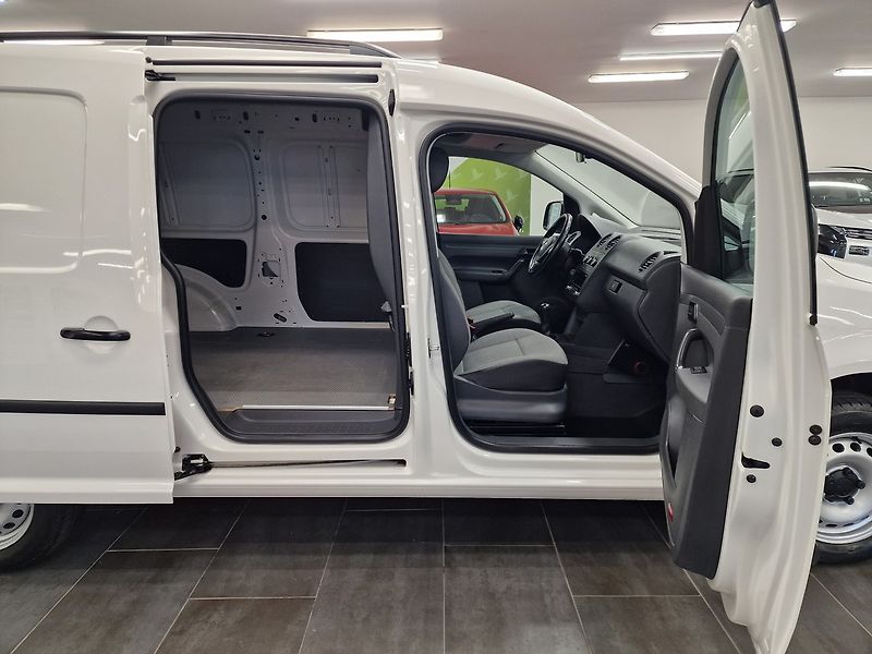 Volkswagen Caddy (2015) 2.0 Maxi CNG MAN 2015 | Záruka - fotka 20 z 53