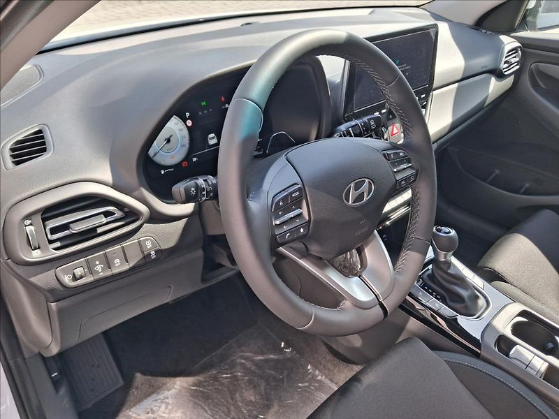 Hyundai i30 (2026) 1,6   TGDI DCT STYLE - fotka 10 z 13