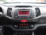 Kia Sportage (2011) 1.7 CRDi, Tempomat - náhled 12
