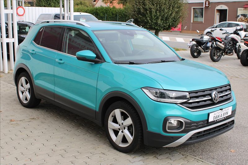 Volkswagen T-Cross 1,0 TSI 85kw Style, navi, top - fotka 2 z 4