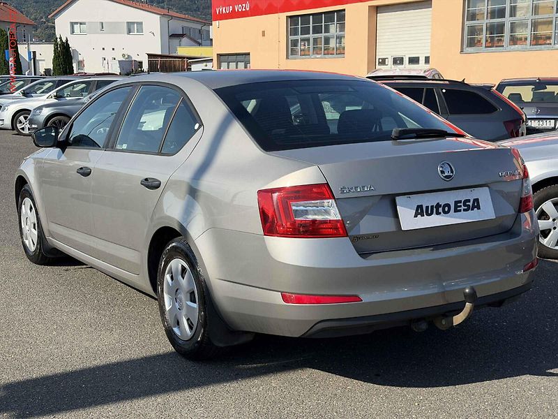Škoda Octavia (2013) 1.2 TSi, 1.maj,ČR, AC, TZ - fotka 6 z 15