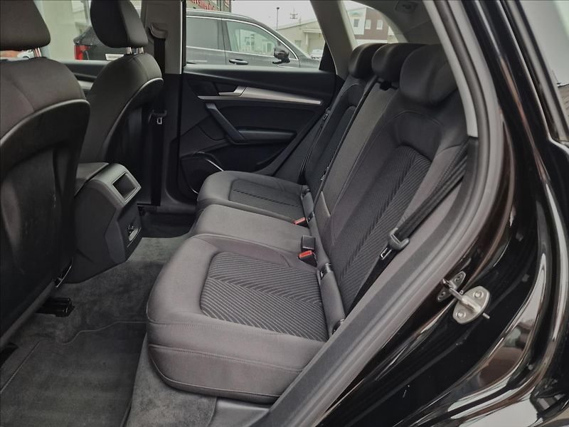 Audi Q5 40 TDI Quattro S Tronic,1.Maj - fotka 17 z 50