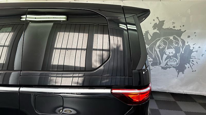 Volkswagen Multivan TAŽNÉ / ZÁRUKA / TOP STAV - fotka 10 z 51