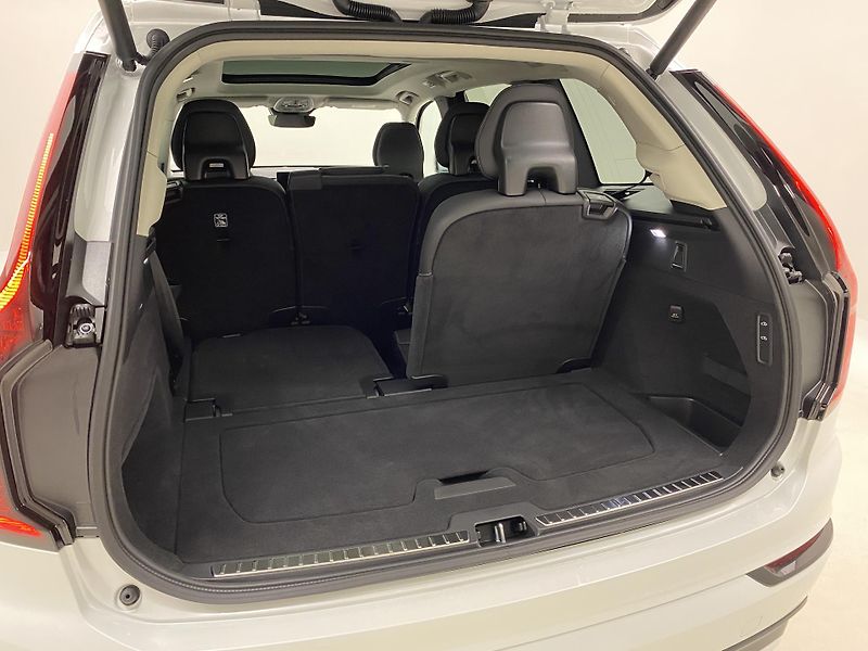 Volvo XC90 (2026) B5 AWD AUT DARK PLUS 7míst - fotka 24 z 70